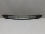 Решетка в бампер центральная для Toyota RAV 4 2013-2019, OEM 5311242100 - вид 1 (фото)