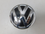 Эмблема для Volkswagen Polo Sedan 2011-2020, OEM 6C0853630A - вид 1 (фото)