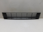 Решетка в бампер центральная для Volkswagen Polo Sedan 2011-2020, OEM 6RU853677C - вид 1 (фото)