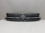 Решетка радиатора для Volkswagen Caddy III 2004-2015, OEM 2K5853653B - вид 1 (фото)