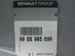 Эмблема для Renault Duster 2011>, OEM 908890569R - вид 2 (фото)