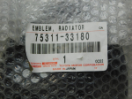 Эмблема для Toyota Camry V40 2006-2011, OEM 7531133180 - вид 3 (фото)