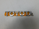 Эмблема для Toyota Camry V50 2011-2018, OEM 75447-33140 - вид 1 (фото)