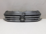 Решетка радиатора для Volkswagen Polo Sedan 2011-2020, OEM 6RU853653B - вид 1 (фото)
