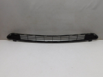 Решетка в бампер центральная для Toyota RAV 4 2013-2019, OEM 5311242100 - вид 1 (фото)