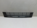 Решетка в бампер центральная для Volkswagen Polo Sedan 2011-2020, OEM 6RU853677C - вид 1 (фото)