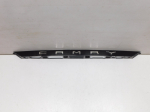 Накладка крышки багажника для Toyota Camry V70 2017>, OEM 7680133660 - вид 1 (фото)