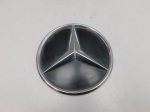 Эмблема для Mercedes-Benz GLC-Class X253 2015>, OEM A0008800300 - вид 1 (фото)