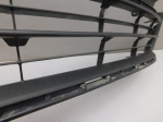 Решетка в бампер центральная для Toyota RAV 4 2013-2019, OEM 5311342080 - вид 3 (фото)