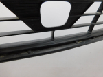 Решетка в бампер центральная для Toyota RAV 4 2013-2019, OEM 5311242110 - вид 2 (фото)