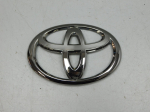Эмблема для Toyota Camry V70 2017>, OEM 9097502071 - вид 1 (фото)