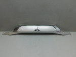 Накладка двери багажника для Mitsubishi Outlander 2012>, OEM 5817A265 - вид 1 (фото)