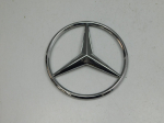 Эмблема для Mercedes-Benz GLC-Class X253 2015>, OEM A0008172116 - вид 1 (фото)