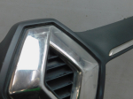 Накладка на решетку радиатора для Renault Logan II 2014>, OEM 623826051R - вид 3 (фото)