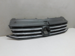 Решетка радиатора для Volkswagen Polo Sedan 2011-2020, OEM 6RU853653B - вид 2 (фото)