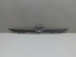 Накладка крышки багажника для Toyota Camry V50 2011-2018, OEM 7681133450 - вид 1 (фото)