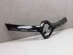 Накладка на решетку радиатора для Renault Kaptur 2016>, OEM 623827318R - вид 2 (фото)