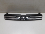 Решетка радиатора для Mitsubishi Outlander 2012>, OEM 7405A743 - вид 1 (фото)