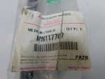 Молдинг лобового стекла для Mitsubishi Pajero Sport (KH) 2008-2015, OEM MN117707 - вид 2 (фото)