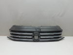 Решетка радиатора для Volkswagen Polo Sedan 2011-2020, OEM 6RU853653B - вид 1 (фото)