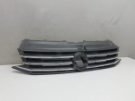 Решетка радиатора для Volkswagen Polo Sedan 2011-2020, OEM 6RU853653B - вид 2 (фото)