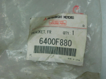 Кронштейн переднего бампера для Mitsubishi Outlander 2012>, OEM 6400F880 - вид 3 (фото)