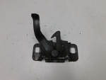 Замок капота для Opel Astra J 2010>, OEM 13345629 - вид 1 (фото)