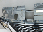 Решетка радиатора для Nissan Qashqai (J11) 2014>, OEM 62310HV22C - вид 4 (фото)