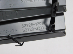 Заглушка буксировочного крюка для Toyota Camry V70 2017>, OEM 5312833130 - вид 3 (фото)
