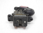 Замок багажника для Toyota Highlander II 2007-2013, OEM 6935028150 - вид 1 (фото)