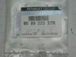 Эмблема для Renault Arkana 2019>, OEM 908922537R - вид 3 (фото)