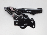 Петля капота правая для BMW X5 G05 2018>, OEM 41009477742 - вид 1 (фото)