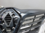 Решетка радиатора для Renault Kaptur 2016>, OEM 623103985R - вид 5 (фото)