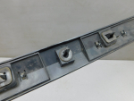 Накладка двери багажника для Land Rover Range Rover V 2021>, OEM LR153269 - вид 4 (фото)