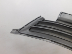 Решетка в бампер центральная для Toyota RAV 4 2013-2019, OEM 5311342080 - вид 4 (фото)