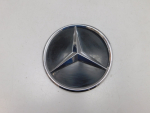Эмблема для Mercedes-Benz E-Klasse W213 2016>, OEM A2138884800 - вид 1 (фото)