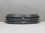 Решетка радиатора для Volkswagen Polo Sedan 2011-2020, OEM 6RU853653B - вид 1 (фото)