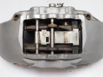 Суппорт передний правый для Audi Q7 [4L] 2005-2015, OEM 4L0615108B - вид 2 (фото)