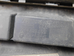 Решетка радиатора для Volkswagen Amarok 2010>, OEM 2HH853653 - вид 6 (фото)