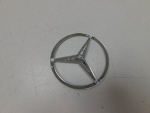 Эмблема для Mercedes-Benz V-Klasse W447 2014>, OEM A4478170216 - вид 2 (фото)